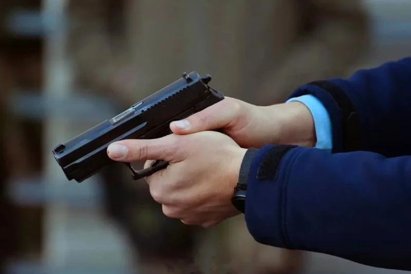 إطلاق الرصاص على “هايج” اعتدى على شخص بالسلاح الأبيض