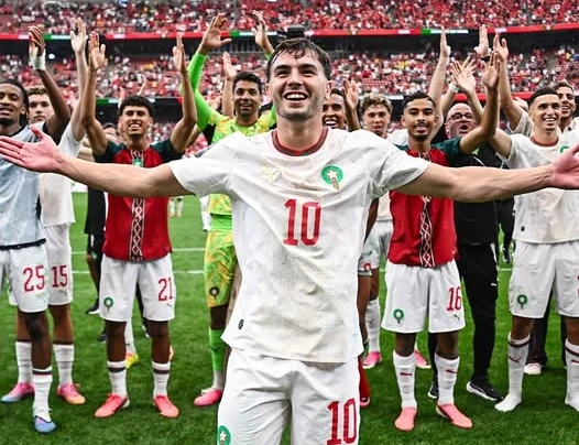 دياز يتصدر المشهد ويحطم رقما قياسيا في المونديال
