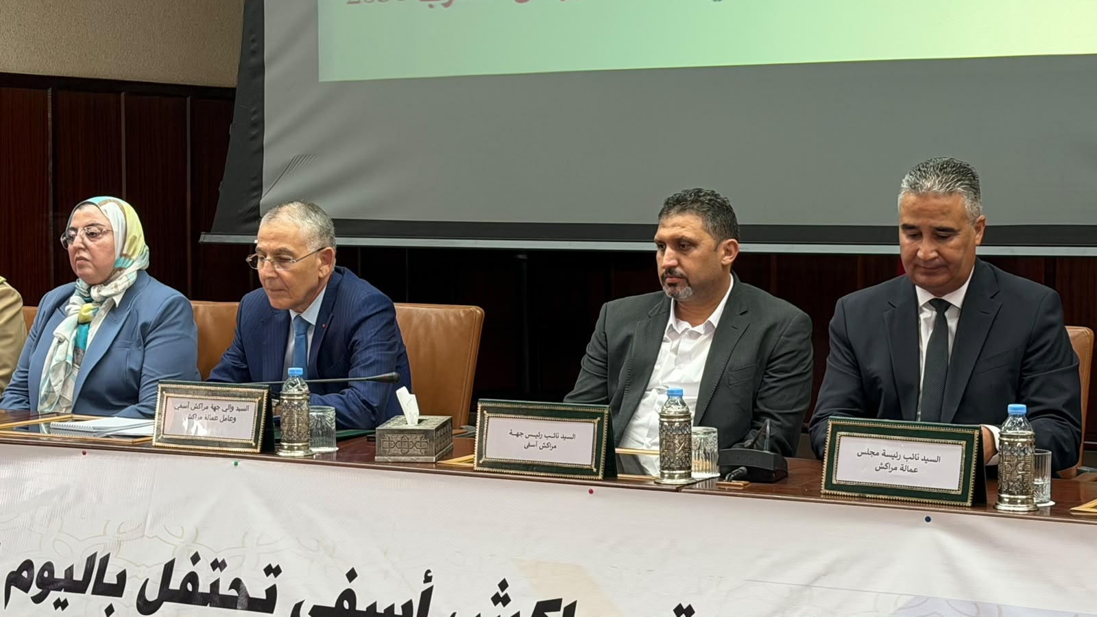 والي جهة مراكش آسفي يستعرض أوراش تأهيل مراكش خلال الاحتفال باليوم الوطني للمهاجر