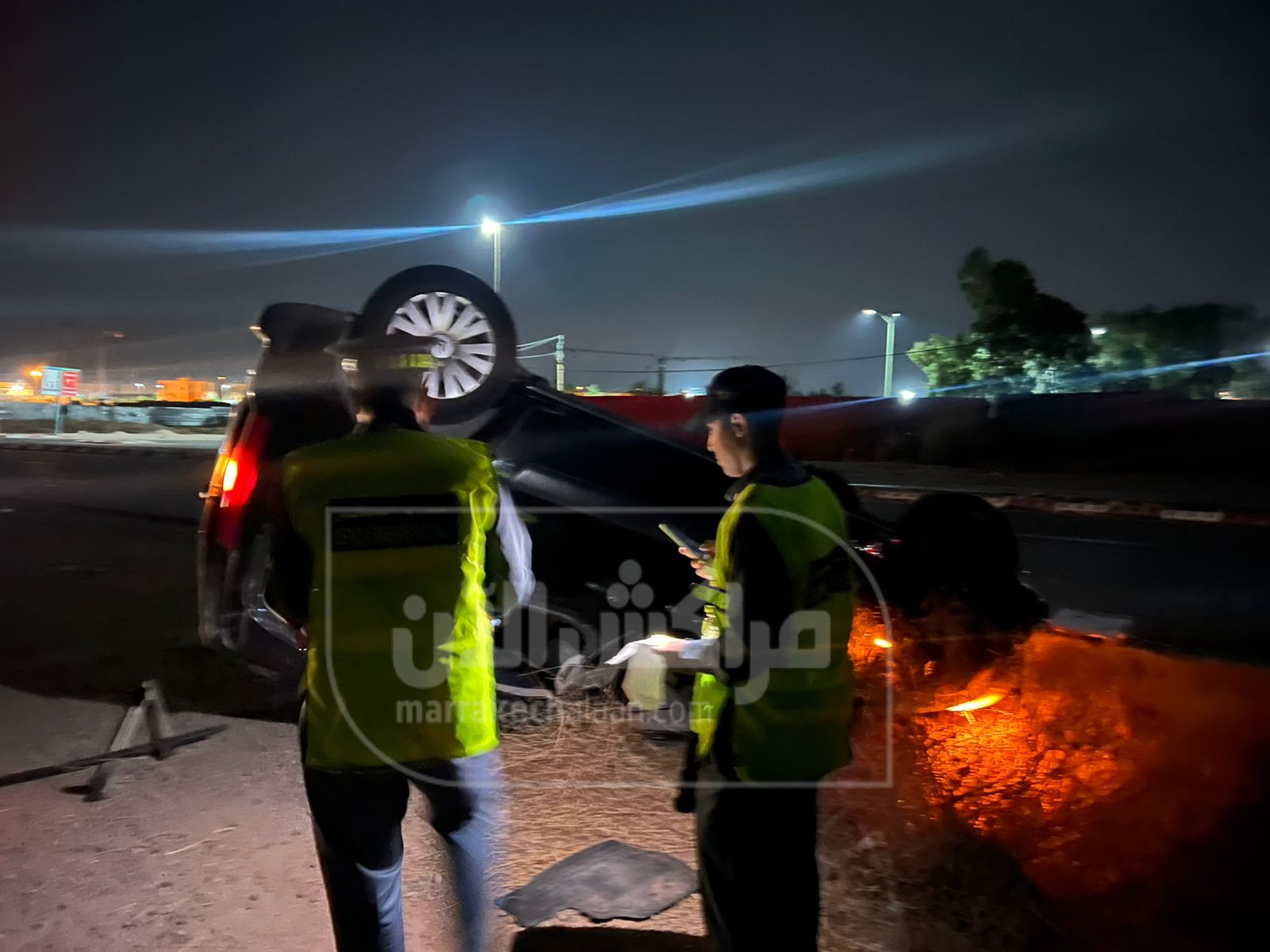 اقليم الحوز.. انقلاب سيارة نفعية عند مدخل دوار أولاد يحي بتمصلوحت +فيديو
