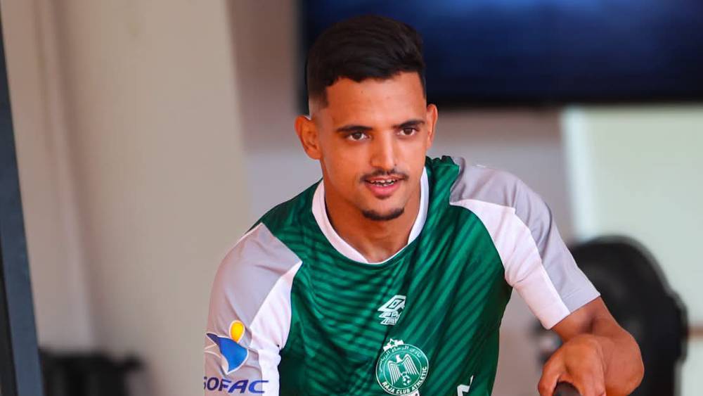 الكوكب المراكشي يظفر بصفقة أيوب المعموري قادماً من الرجاء الرياضي بعقد لموسمين