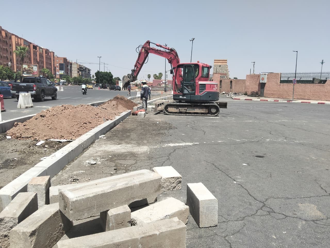 مراكش.. بدء أشغال بمحيط المحطة الطرقية القديمة بباب دكالة تمهيداً لإغلاقها وهدمها