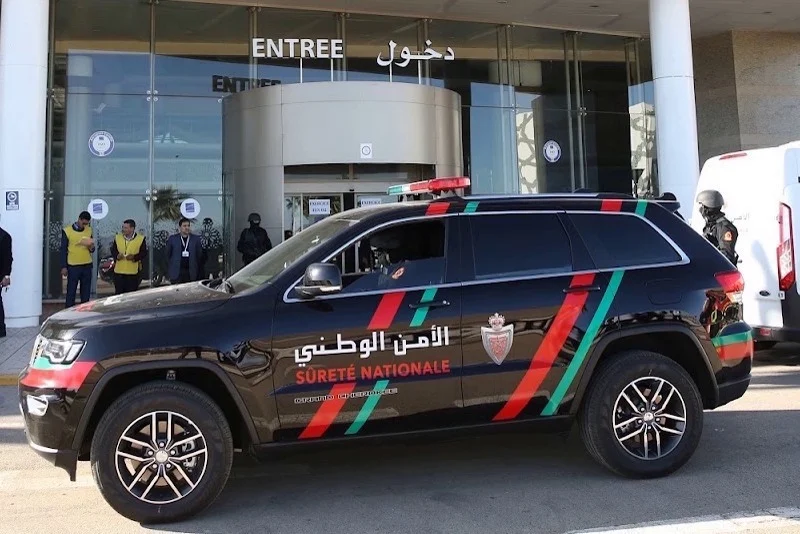 بتنسيق مع أمن مراكش.. توقيف فرنسيين بمطار محمد الخامس بشبهة ارتكاب حادثة سير مميتة وتضليل العدالة