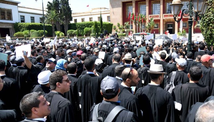 جمعية هيئات المحامين بالمغرب تقرر الاستمرار فـي مقاطعة مهامها عقب دخول القانون 66.23 حيز التنفيذ