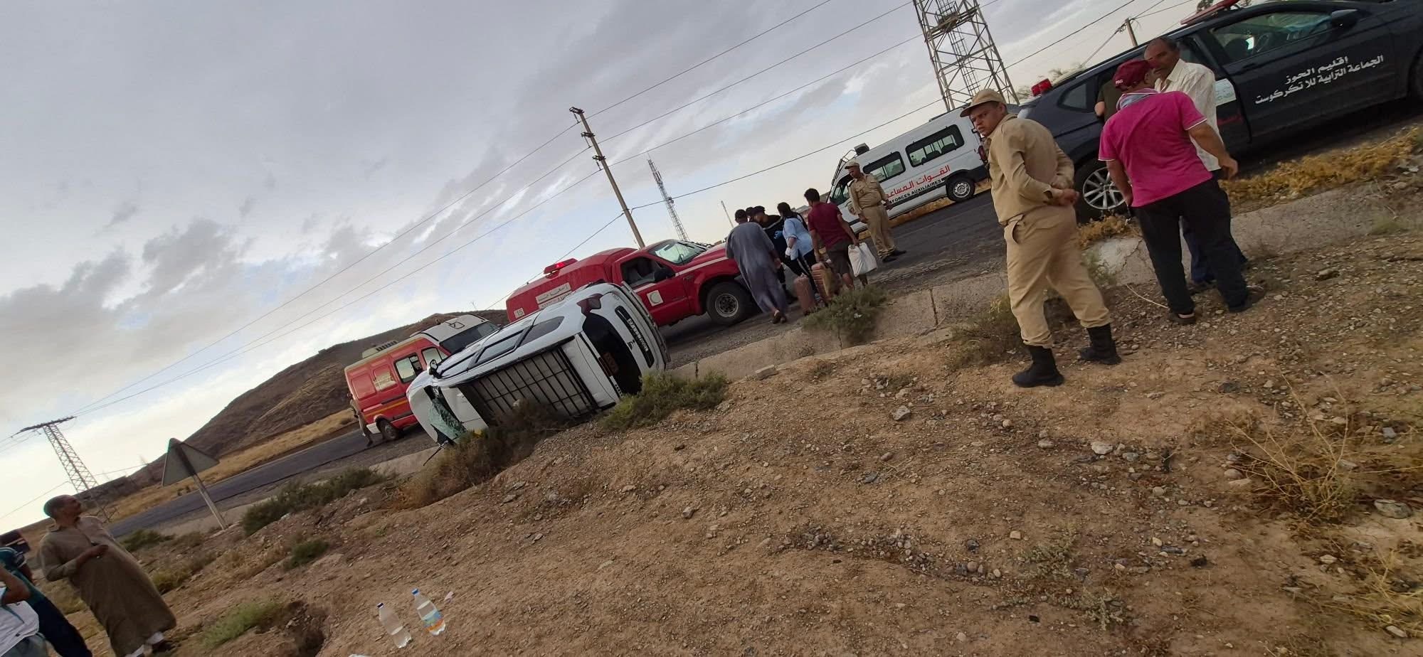 إصابة عدد من الركاب في انقلاب سيارة أجرة بجماعة لالة تكركوست بإقليم الحوز