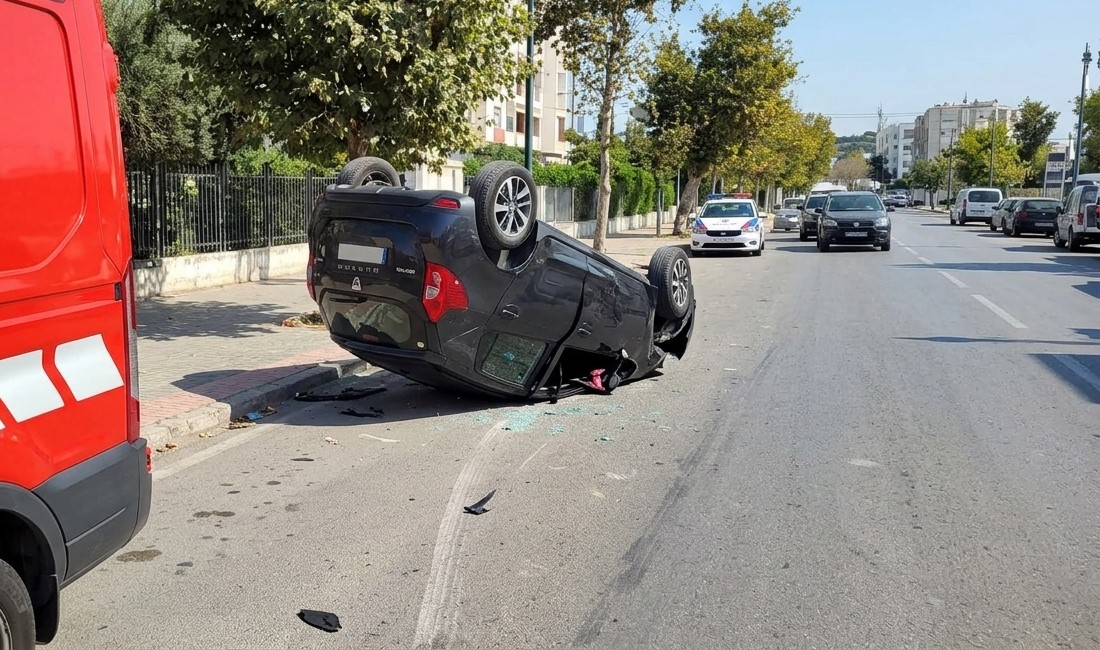 طنجة.. إصابات طفيفة إثر حادثة سير وانقلاب سيارة بمنطقة العوامة
