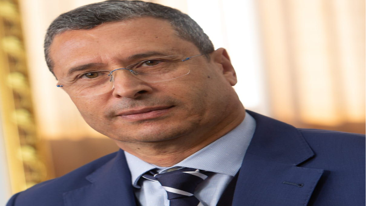 جامعة ابن زهر تعزز حضورها بالأقاليم الجنوبية عبر تكوينات التوقيت الميسر في ظل الطفرة الاقتصادية وتماشيا مع آفاق الموظفين والأجراء