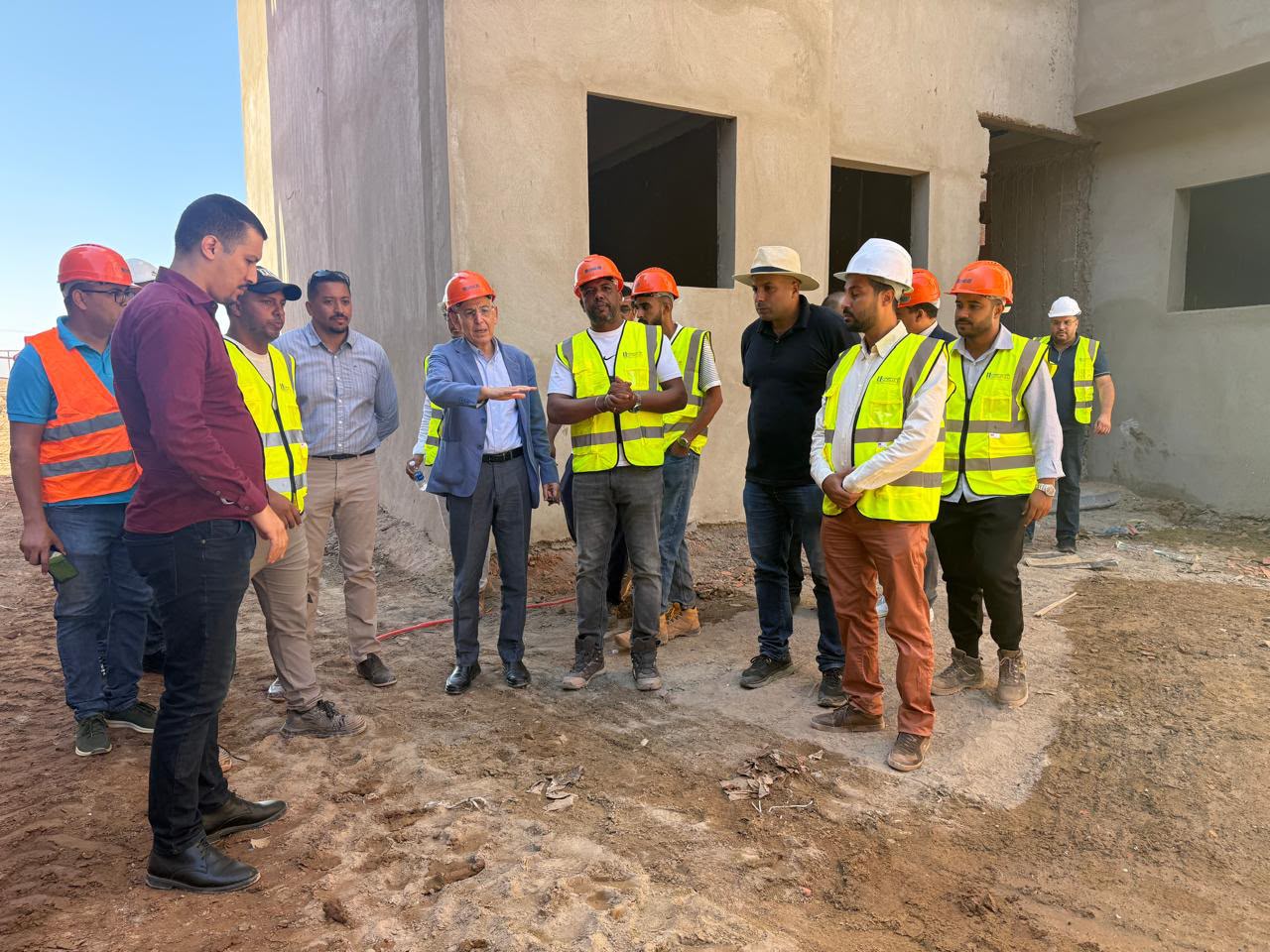 مراكش.. والي الجهة يتفقد تقدم أشغال إنجاز التجمعات السكنية المخصصة لبرنامج إعادة إيواء ساكنة الدواوير العشوائية