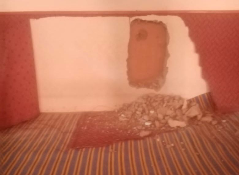 فيديو.. محاولة فاشلة لسرقة محل هواتف عبر أحداث ثقب فـي جدار مسجد بآيت أورير