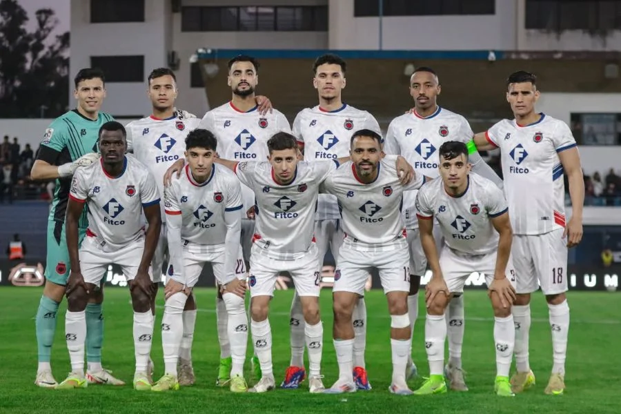 بعد الهبوط.. أولمبيك آسفي يواجه خطر نزيف جماعي للاعبيه وسط أزمة مالية وإدارية خانقة