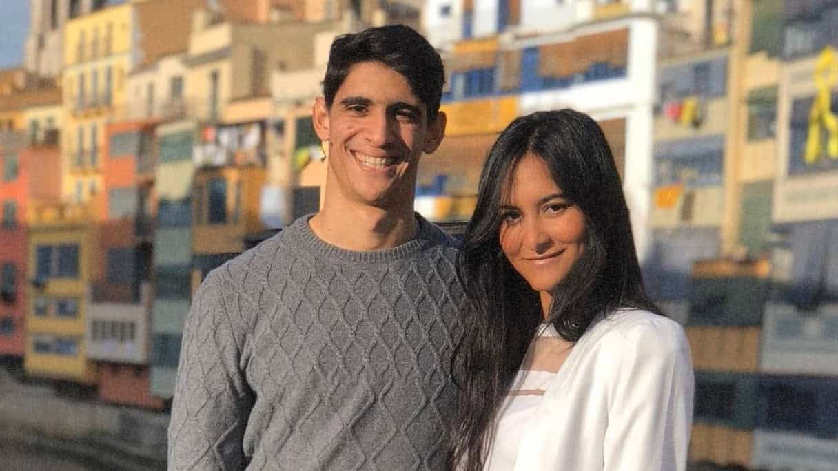 ياسين بونو ينهي الجدل حول طلاقه