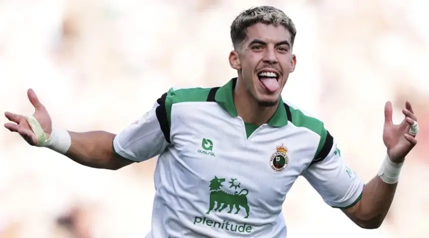 الليغا.. المراكشي ياسر الزابيري يقود راسينغ سانتاندير للفوز بثنائية أمام ألافيس
