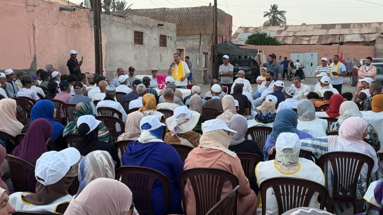 النقيب العمراني وكيل لائحة حزب الحركة الشعبية يعقد لقاءً تواصلياً مع ساكنة حي بين لقشالي بمراكش