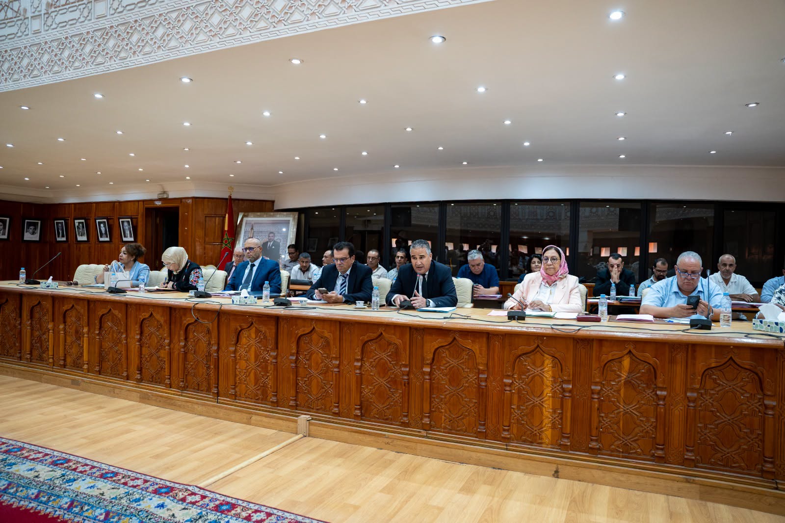 جماعة مراكش تتجه لتوسيع المساحات الخضراء ومشاريع لتأهيل الحدائق الحضرية