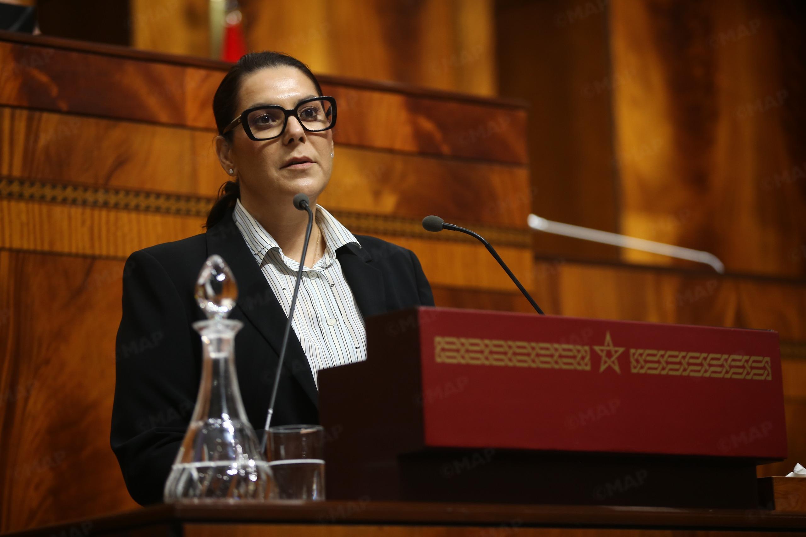 رئيسة الحكومة: “المؤسسات لن تستعيد الثقة دون محاربة فعلية للفساد ولتضارب المصالح”