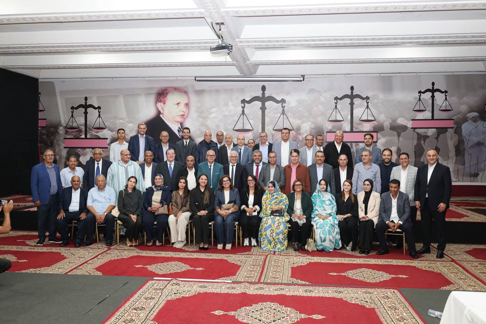 برلمانيو إقليم مراكش يشاركون في اجتماع الفريق الاستقلالي بمناسبة الدخول البرلماني الجديد
