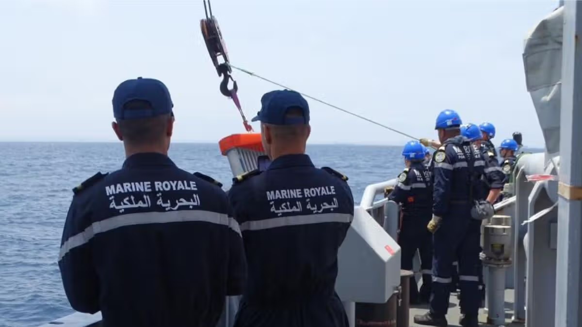 مروحيتان وخافرتا إنقاذ للبحث عن خمسة بحارة مفقودين بآسفي